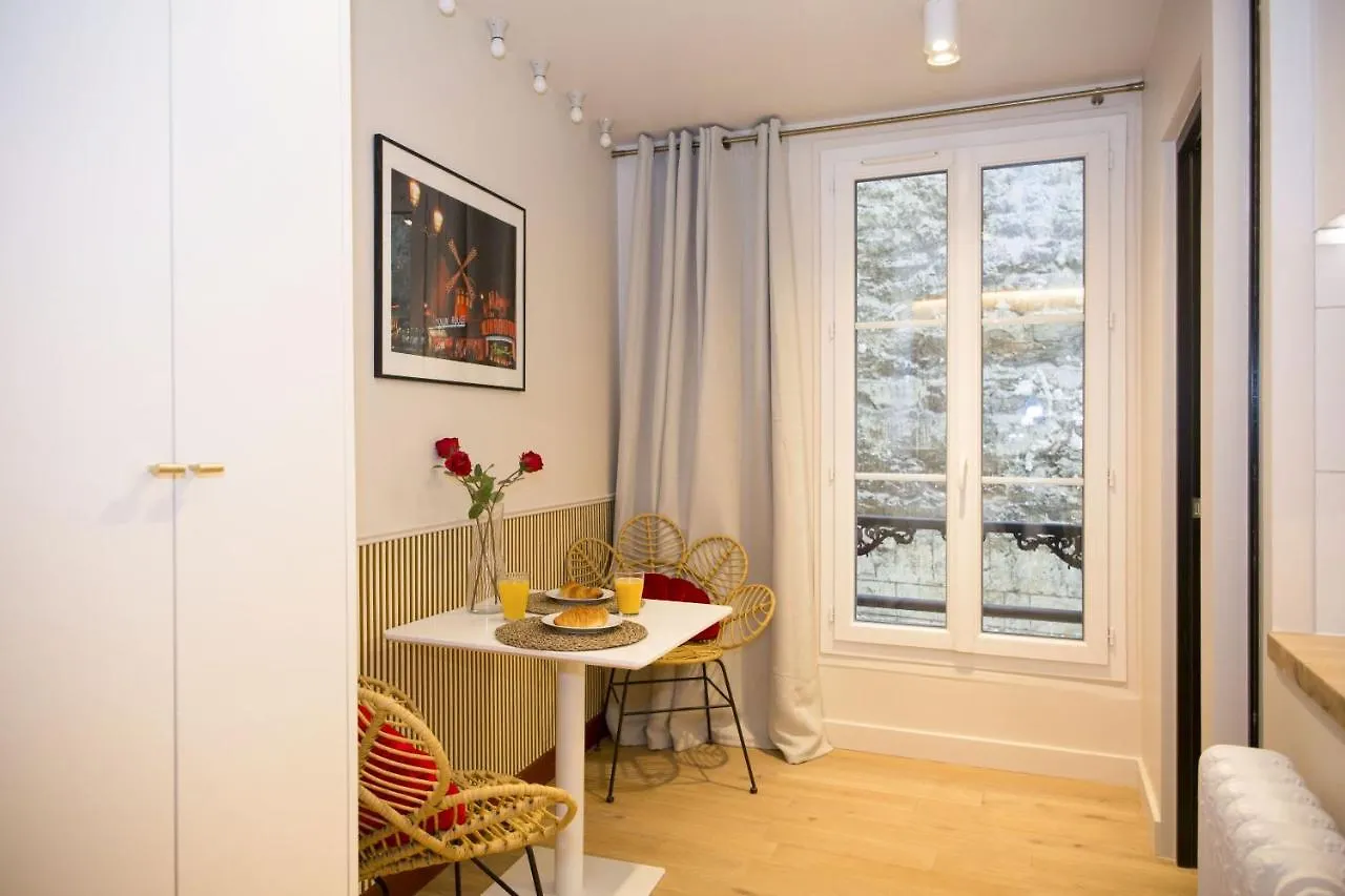 Studio Fonctionnel Et Moderne Place Clichy - 2P Paris Apartment