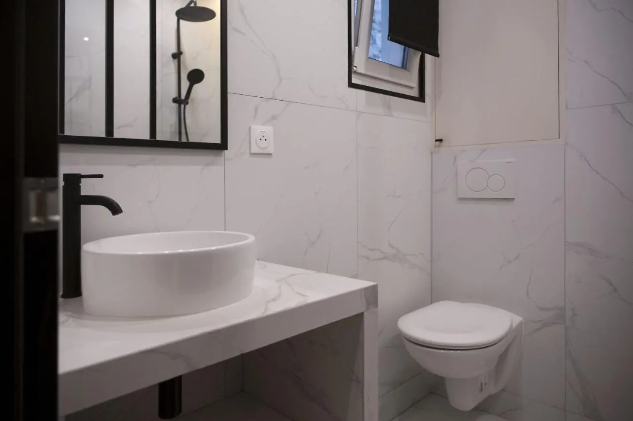 Apartamento Studio Fonctionnel Et Moderne Place Clichy - 2P París Francia